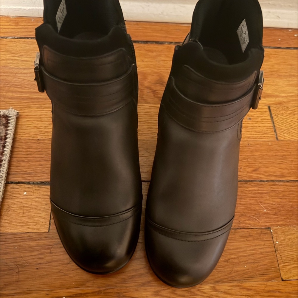 Elegant Black Ankle Booties